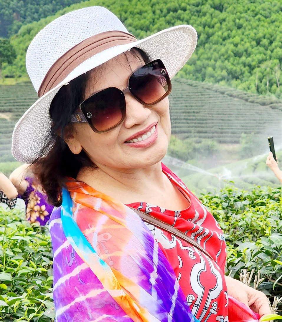 Hồng Nga